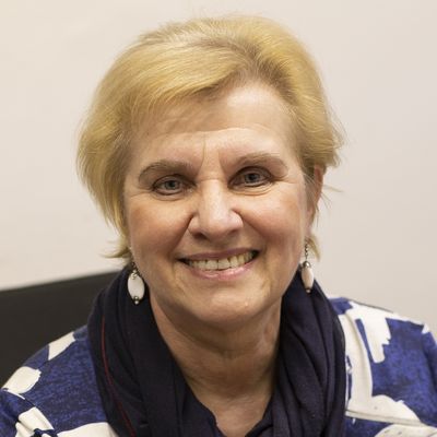 PhDr. Marie Pečená