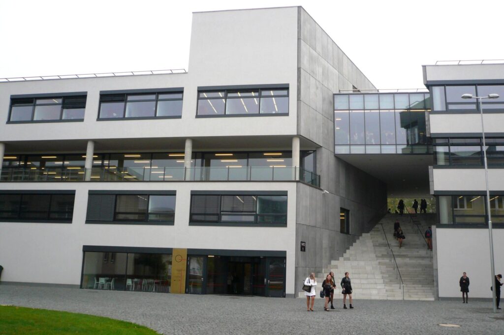 Budova G Technické univerzity Liberec